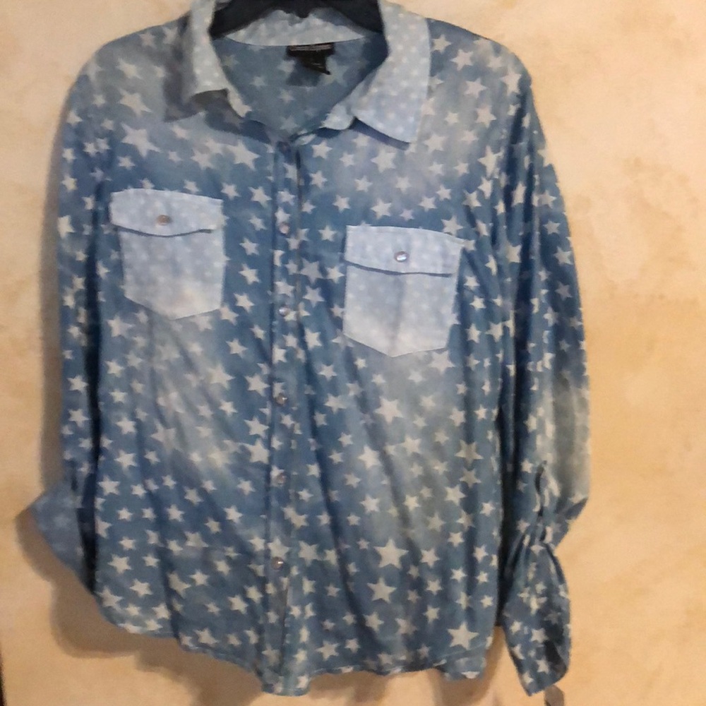 NWT Denim top with stars
